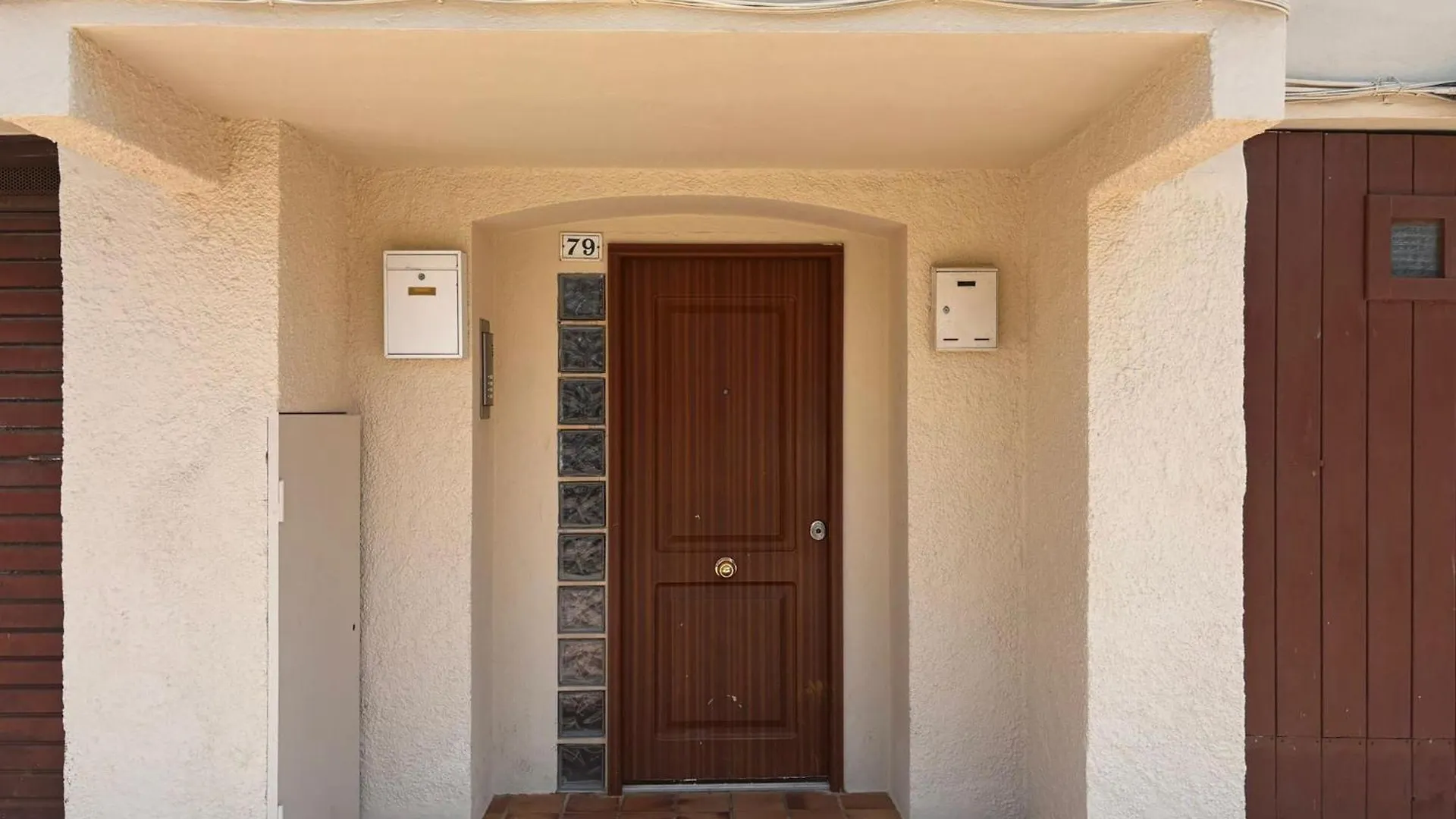 Apartamento Economico Cerca De La Playa, Con Terraza Y Parking En L'Estartit - Es-323-48 Испания